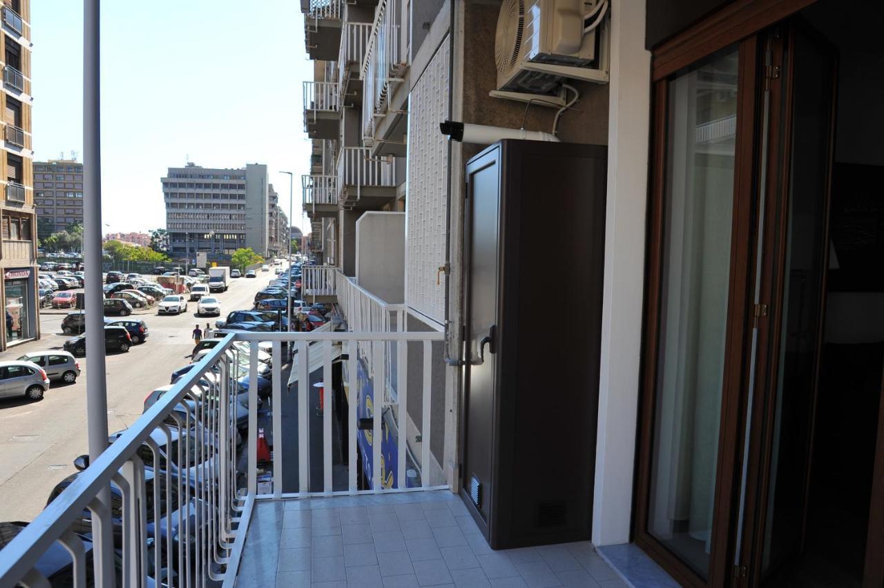 Home 22 Appartamento In Centro Storico - Катания Экстерьер фото