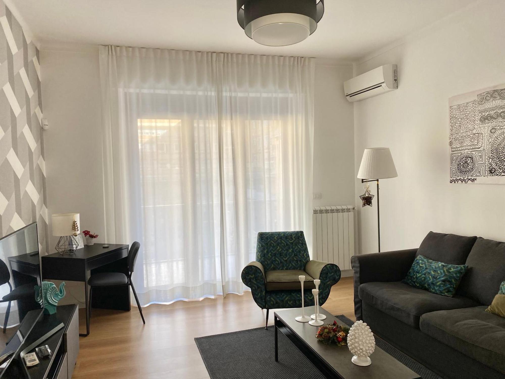 Home 22 Appartamento In Centro Storico - Катания Экстерьер фото