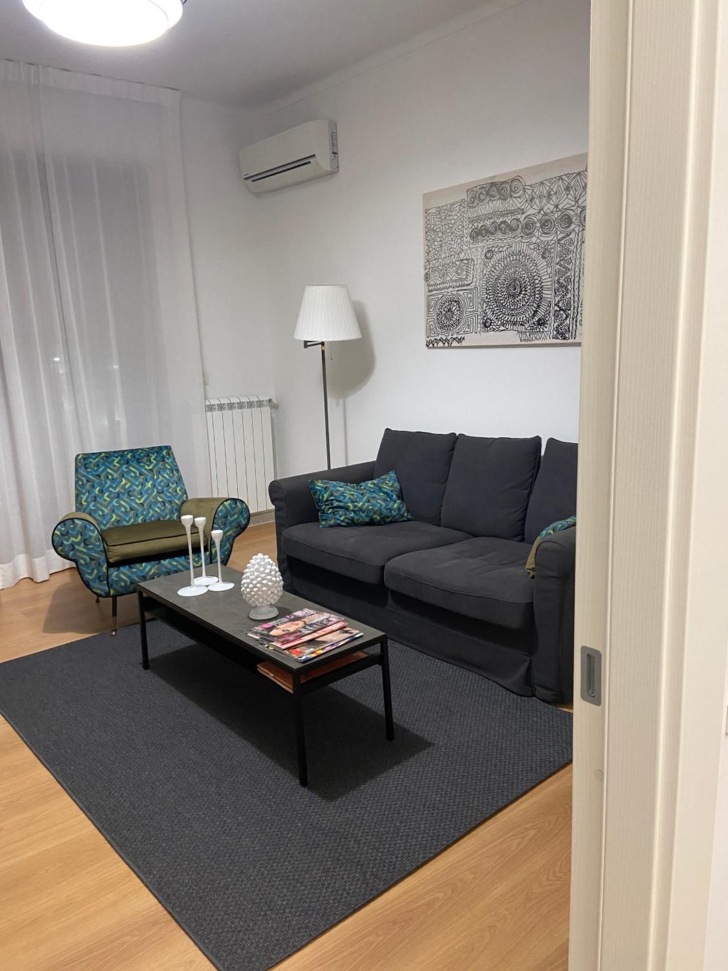 Home 22 Appartamento In Centro Storico - Катания Экстерьер фото